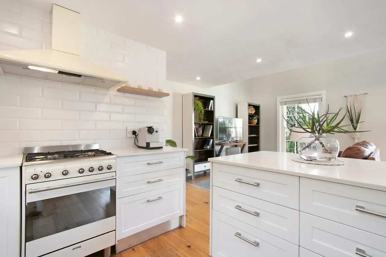 Magnolia Cottage Cape Town Apartment